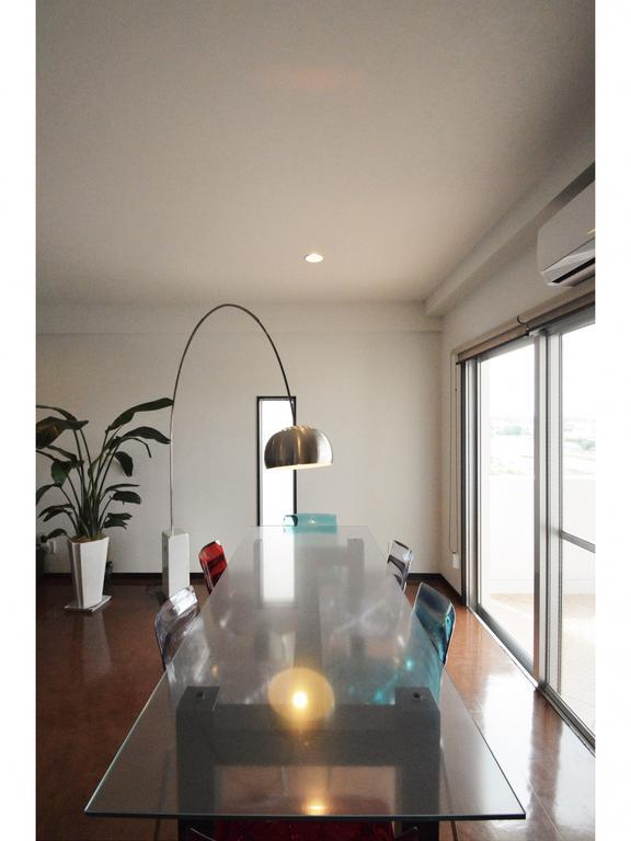 White Reef Apartment อุรุมะ ภายนอก รูปภาพ